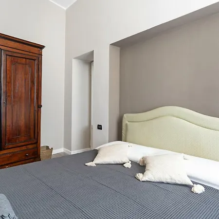 Vittoria Corner - Bymyhomeincomo Сasa de vacaciones *